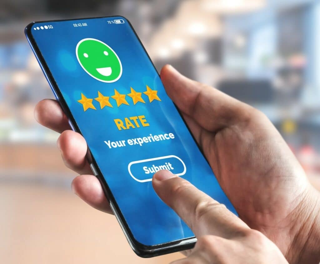 Customer Review Satisfaction Feedback Survey on Mobile Phone