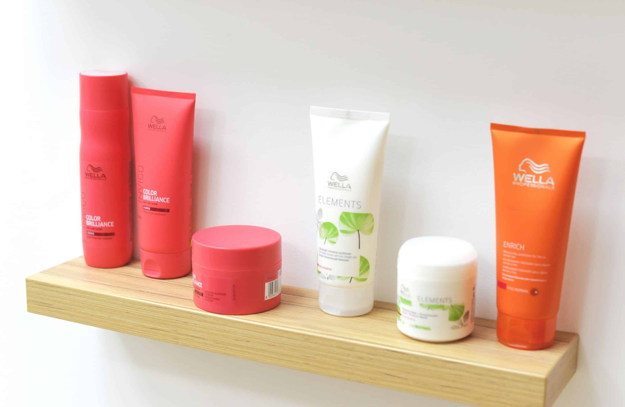 Wella Professionals Invigo And Elements Nutri Enrich Shampoo. Hairstyle Care Deep Nourishing Hair