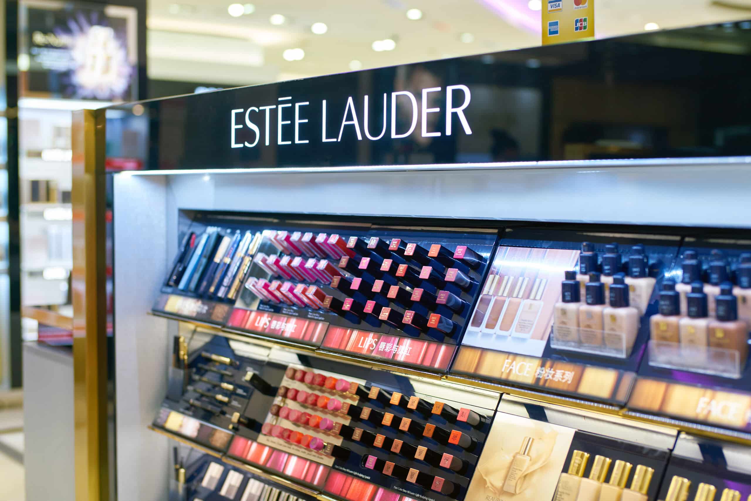 Dubai Uae Circa February 2019: Estee Lauder Makeup Products On Display At Dubai International Airport.