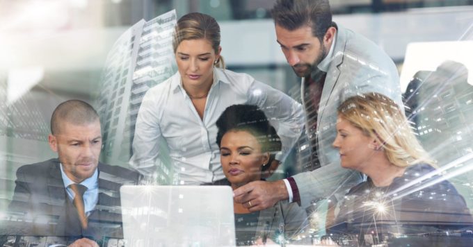 Infographic: Omnichannel vs Multichannel Marketing Mindsets