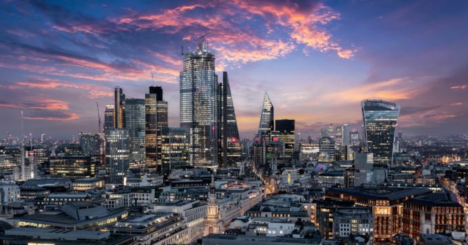 Top UK Brands Share These 8 Ways to Connect 1:1 with Customers